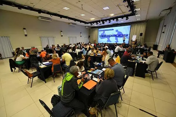 Liderança e poder: o papel da responsabilidade na transformação organizacional