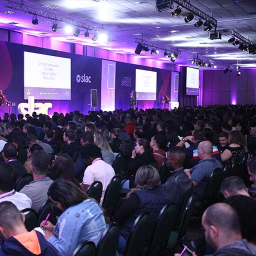 Evento SLAC com plateia lotada